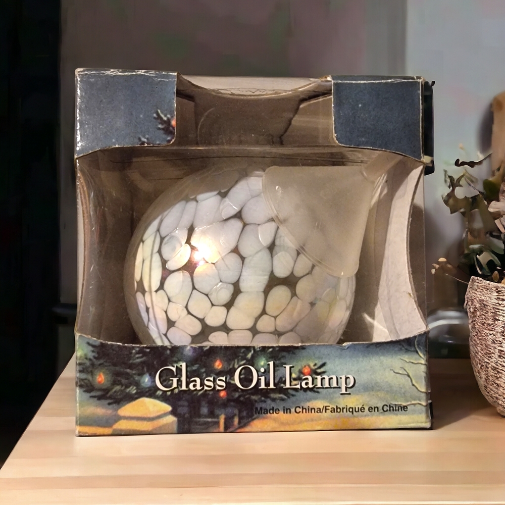 🆕️Traditions Hand Blown Glass Oil Lamp